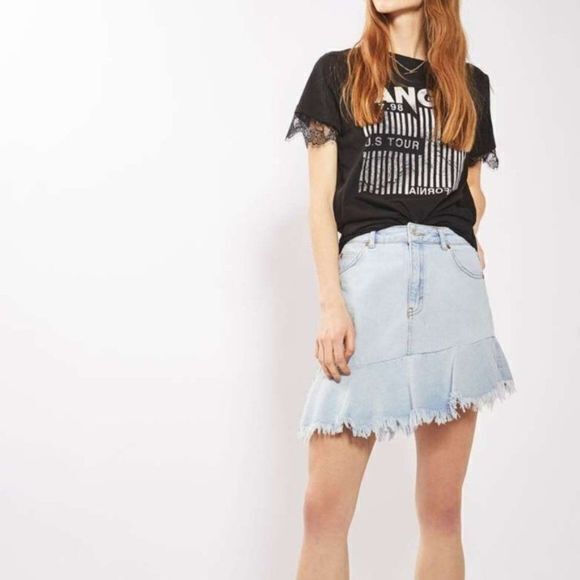 New Topshop Moto Asymmetrical Raw Hem Denim Skirt‎ Light Wash Womens Size 6 - Picture 1 of 5